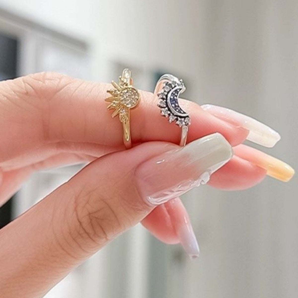 European and American personality simple design sun and moon folding ring female couple ring